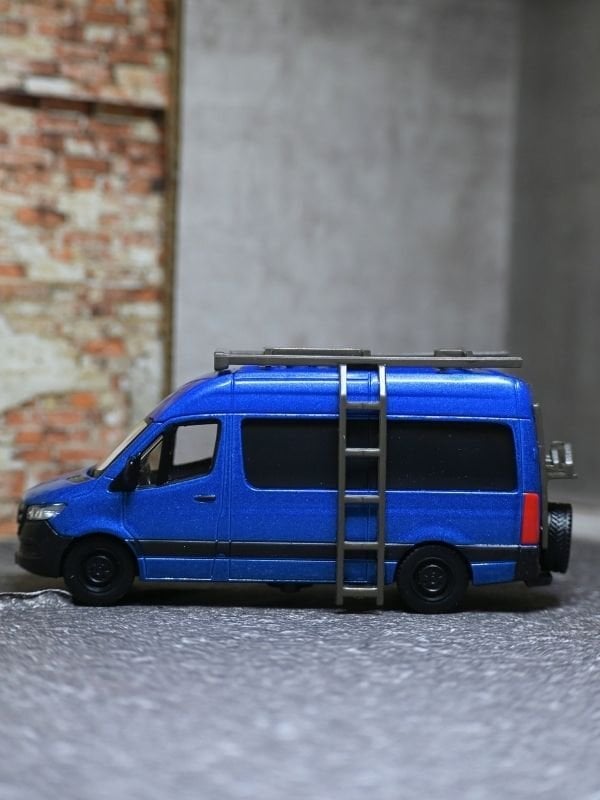 Mercedes Sprinter Karavan Metal Araba MAVİ