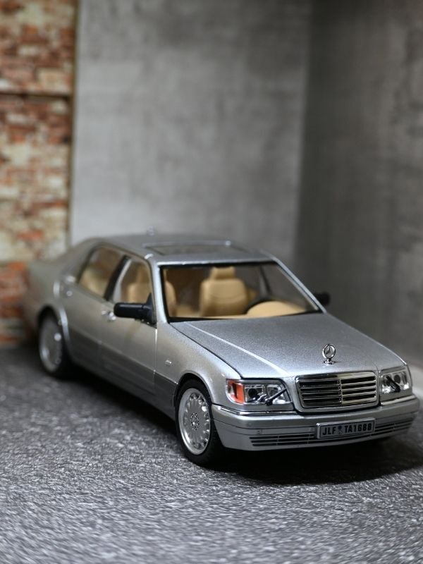 MERCEDES S320 MODEL ARABA 1:24 GRİ