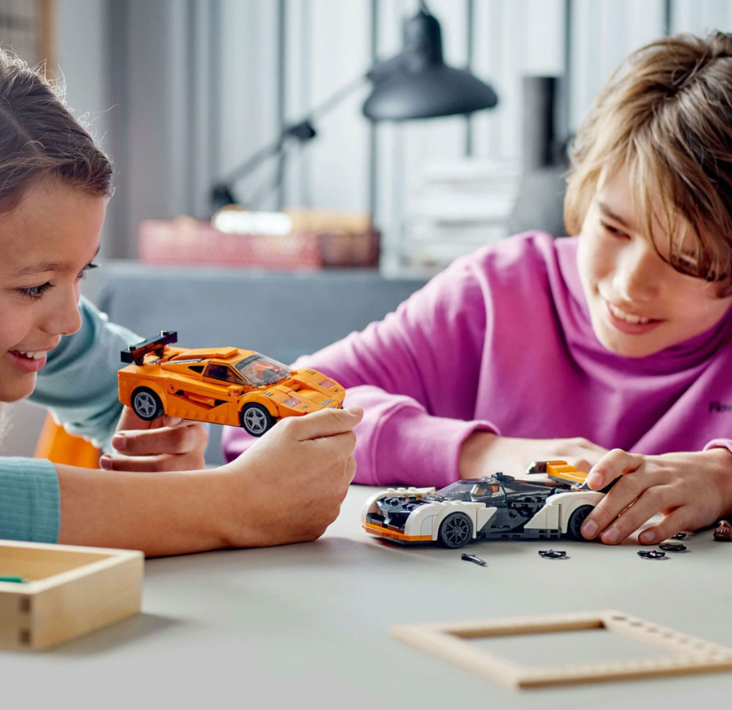 LEGO 76918 MCLAREN SOLUS GT F1 LM 4