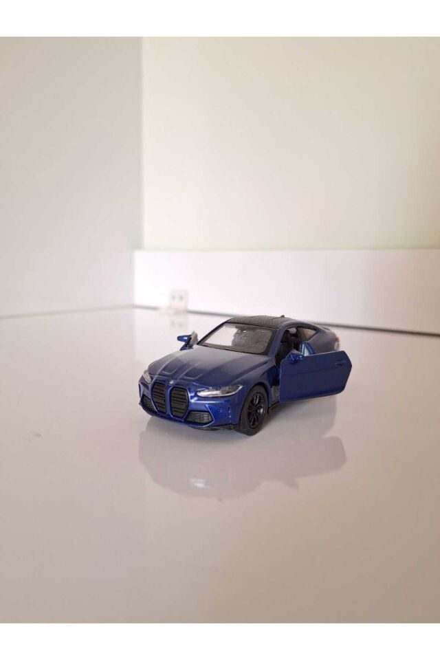 BMW M4 Competition Metal Araba Mavi Renk