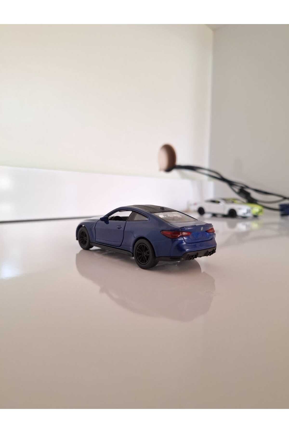 BMW M4 Competition Metal Araba Mavi Renk