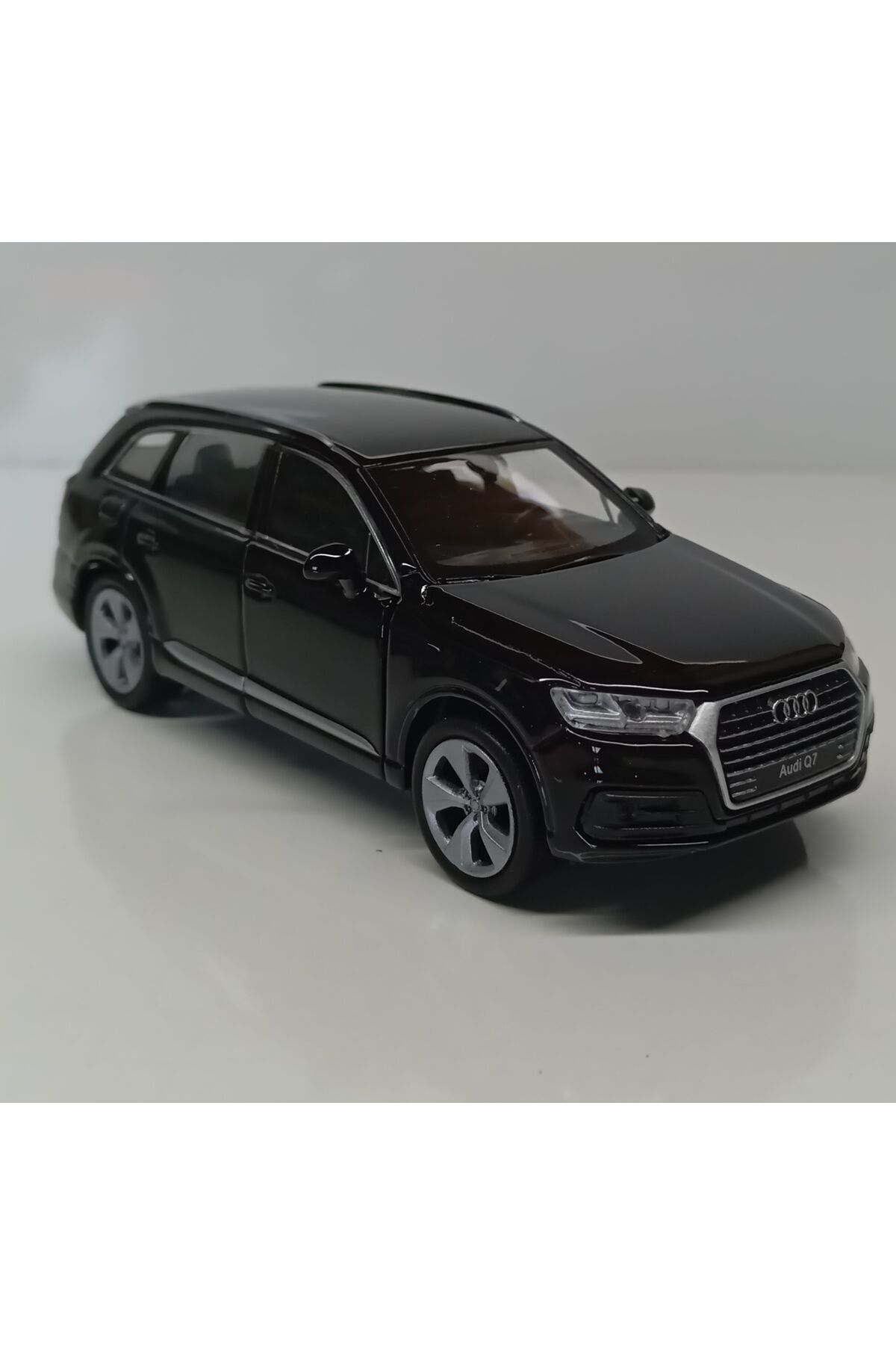 Dianomi welly 1:32 ölçek AUDİ Q7/// ÇEK-BIRAK SİYA