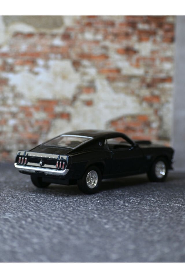 69 FORD MUSTANG BOSS METAL ARABA