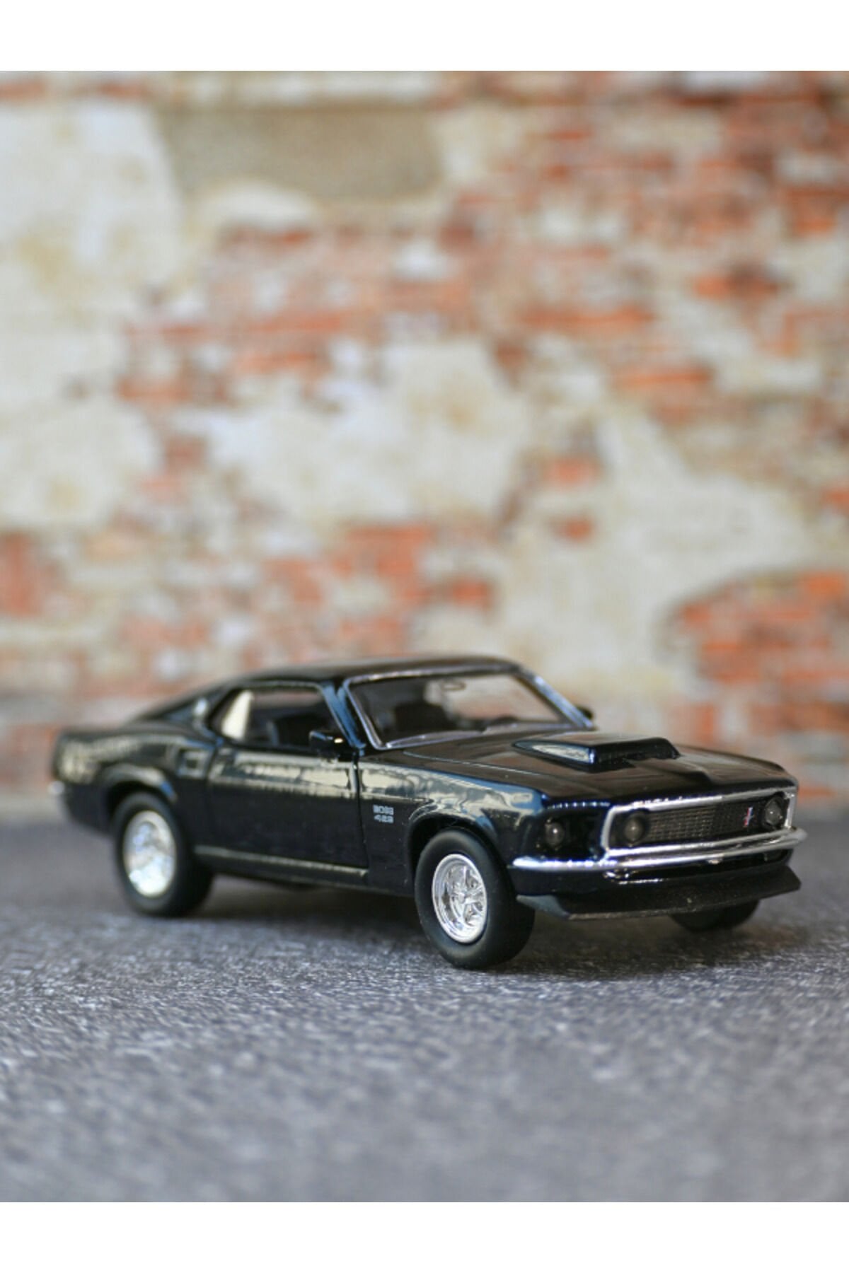 69 FORD MUSTANG BOSS METAL ARABA