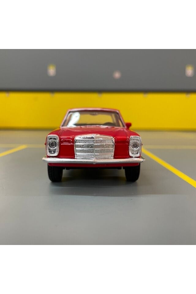 Mercedes-benz 220 W115 1/36 Ölçek Diecast