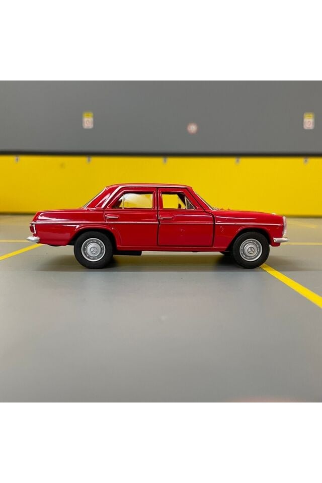 Mercedes-benz 220 W115 1/36 Ölçek Diecast