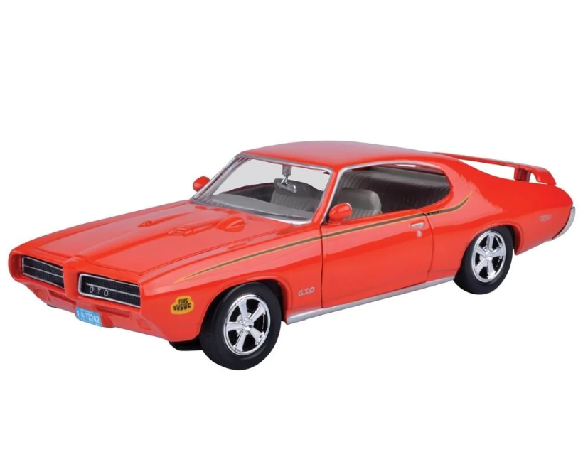VARDEM -MM-73242AC 1:24 1969 PONTIAC GTO JUDGE 12