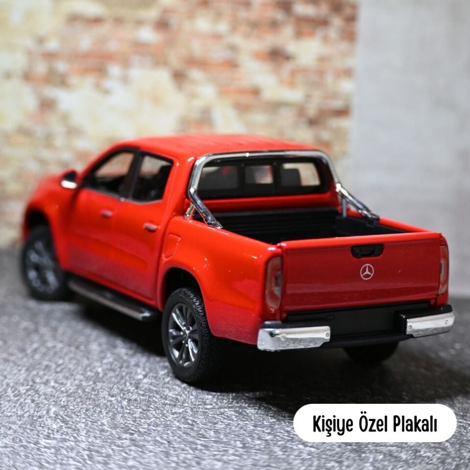 MERCEDES BENZ X-CLASS 1:24 METAL ARABA WELLY
