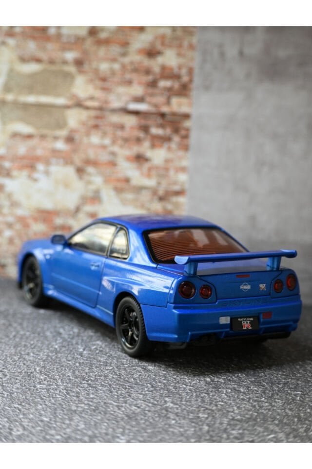 NİSSAN SKYLİNE 1:24 METAL ARABA MAVİ