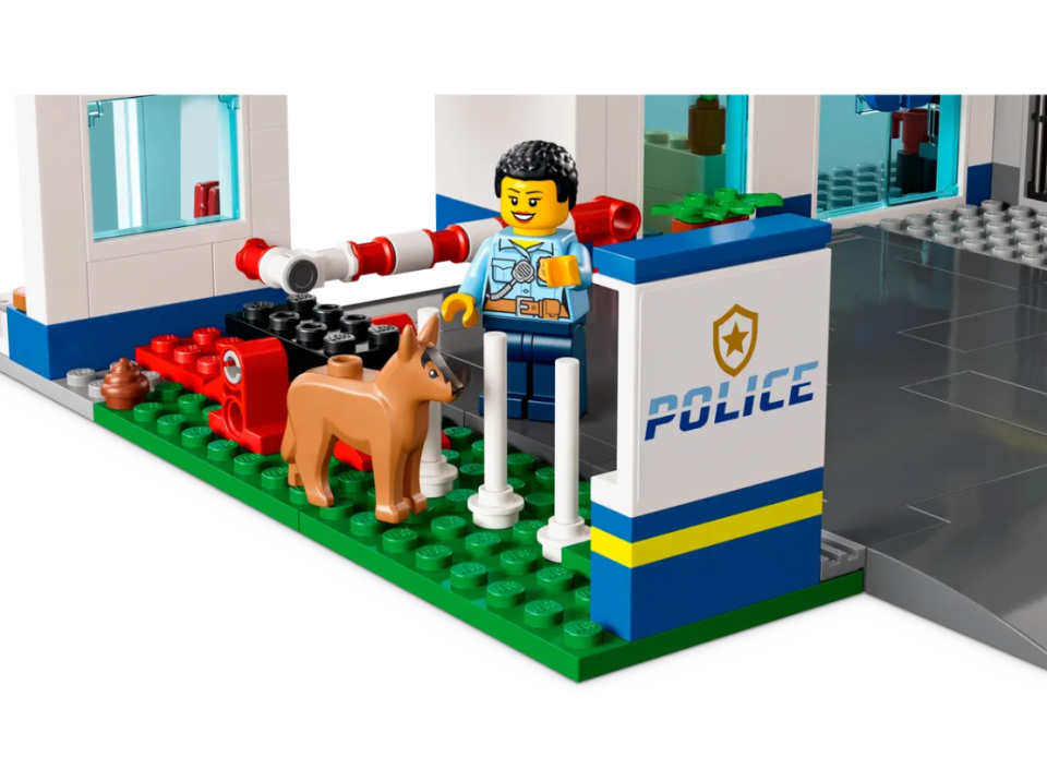 LEGO City Polis Merkezi (60316)