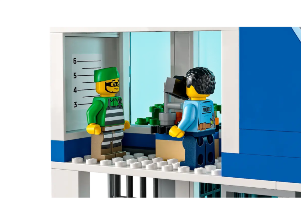 LEGO City Polis Merkezi (60316)