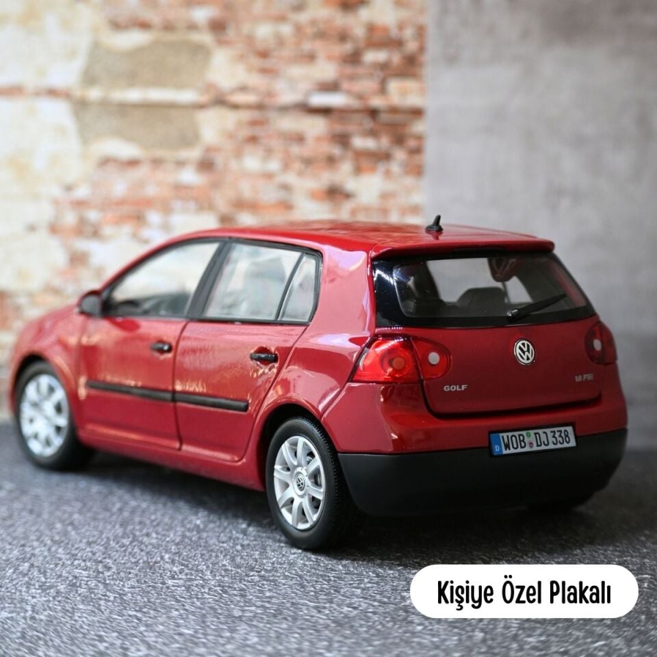 VOLKSWAGEN GOLF 5 1:18 METAL ARABA KIRMIZI
