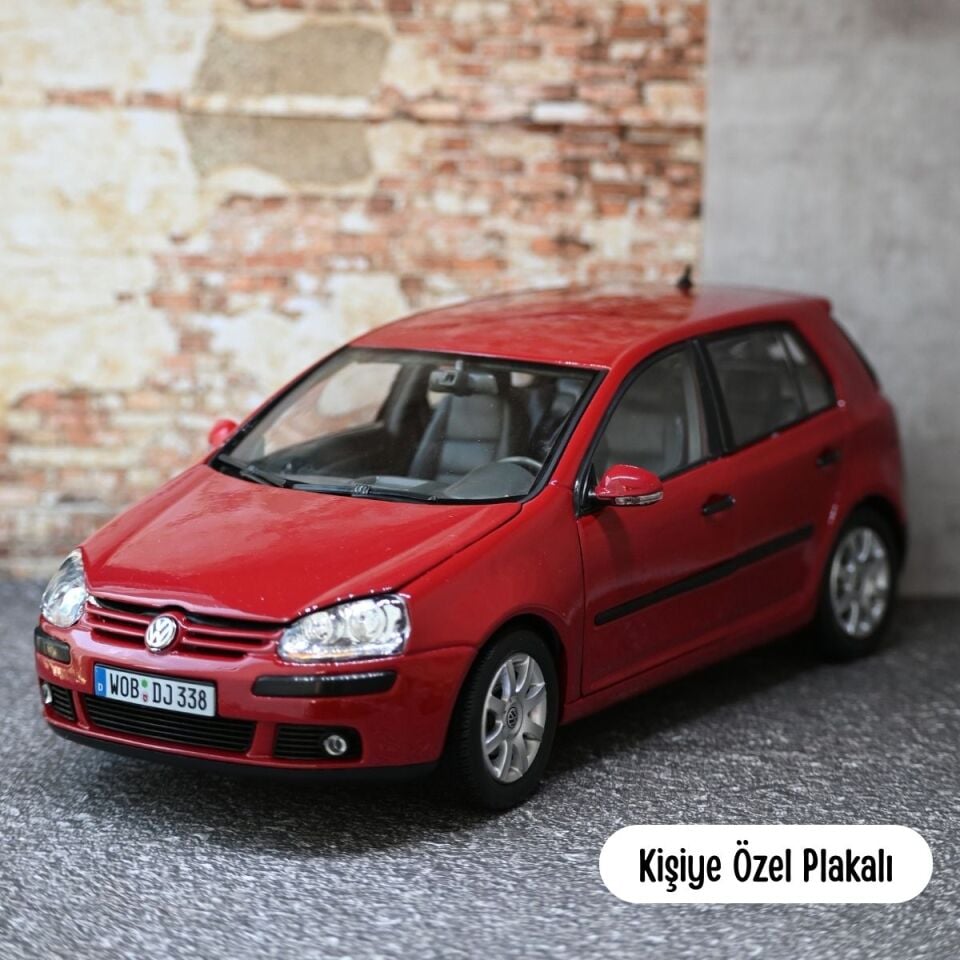 VOLKSWAGEN GOLF 5 1:18 METAL ARABA KIRMIZI