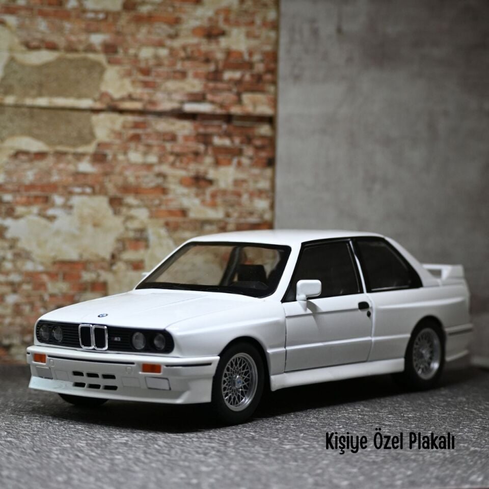 BMW M3 METAL ARABA 1:24 BEYAZ
