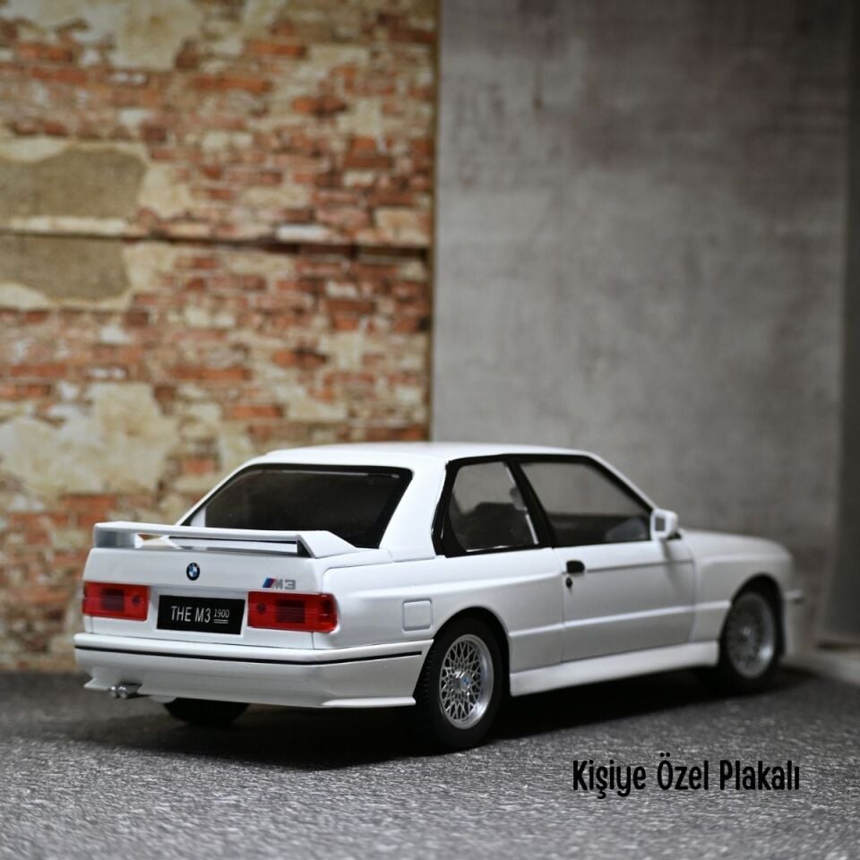 BMW M3 METAL ARABA 1:24 BEYAZ