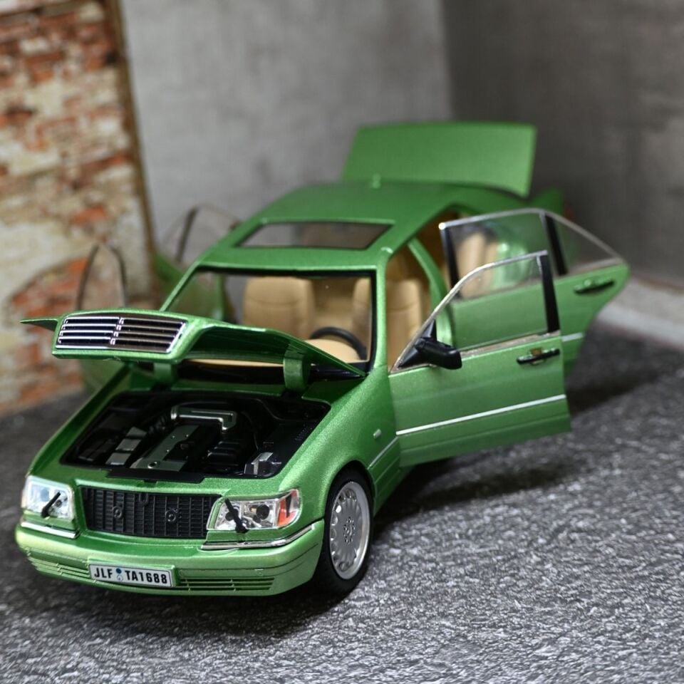 MERCEDES S320 METAL ARABA 1:24 YEŞİL