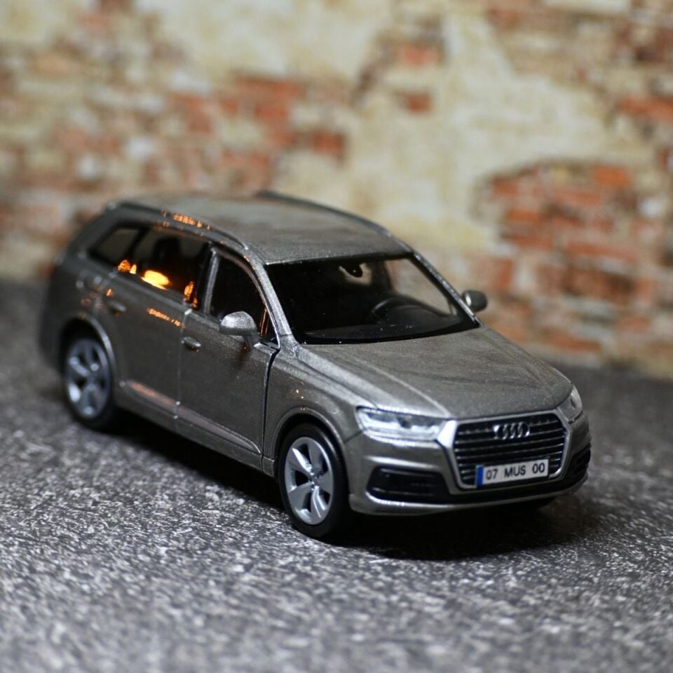 AUDİ Q7 METAL ARABA GRİ