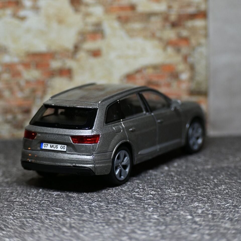 AUDİ Q7 METAL ARABA GRİ