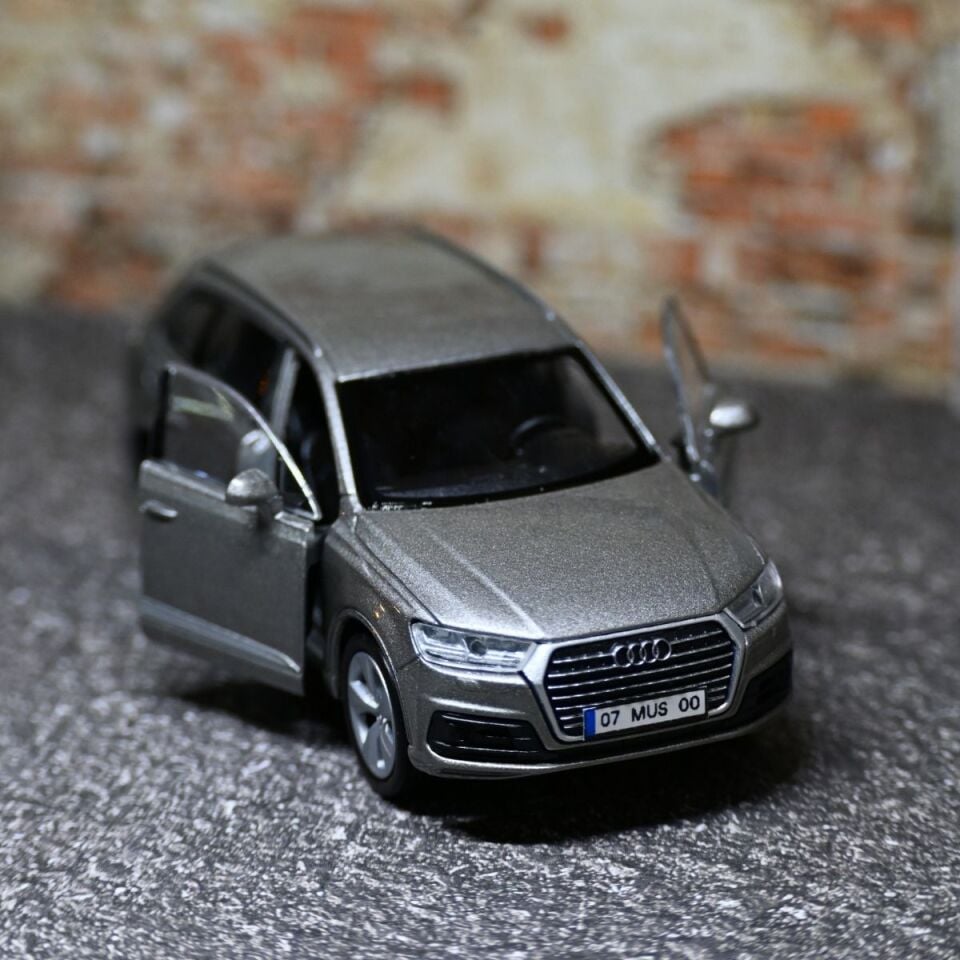 AUDİ Q7 METAL ARABA GRİ