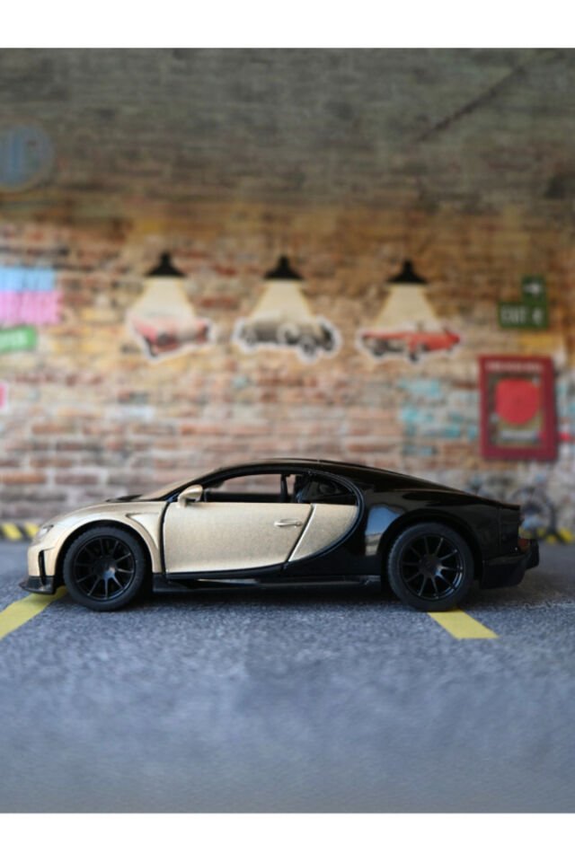 Bugatti Metal Oyuncak Araba Gold