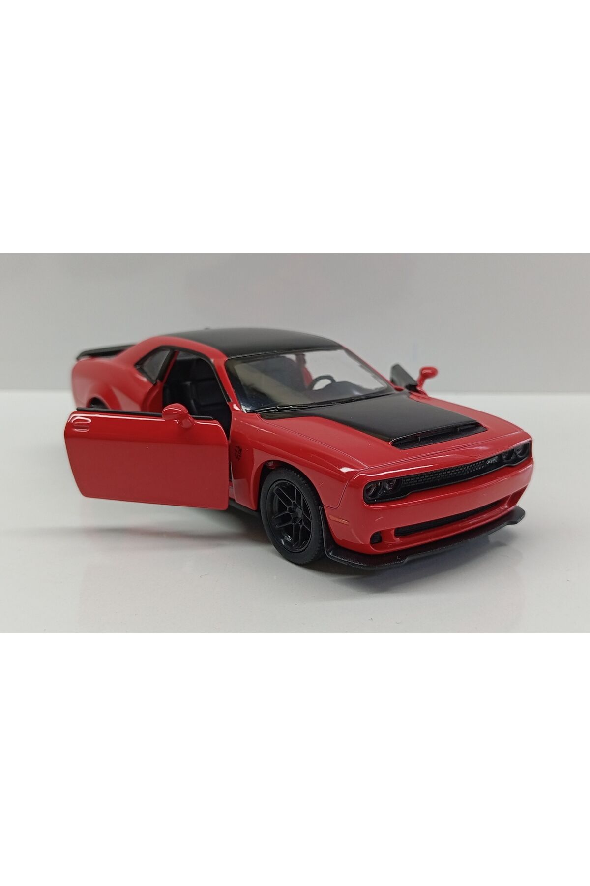 Dianomi 1:40 ölçek DODGE CHALLENGER SRT