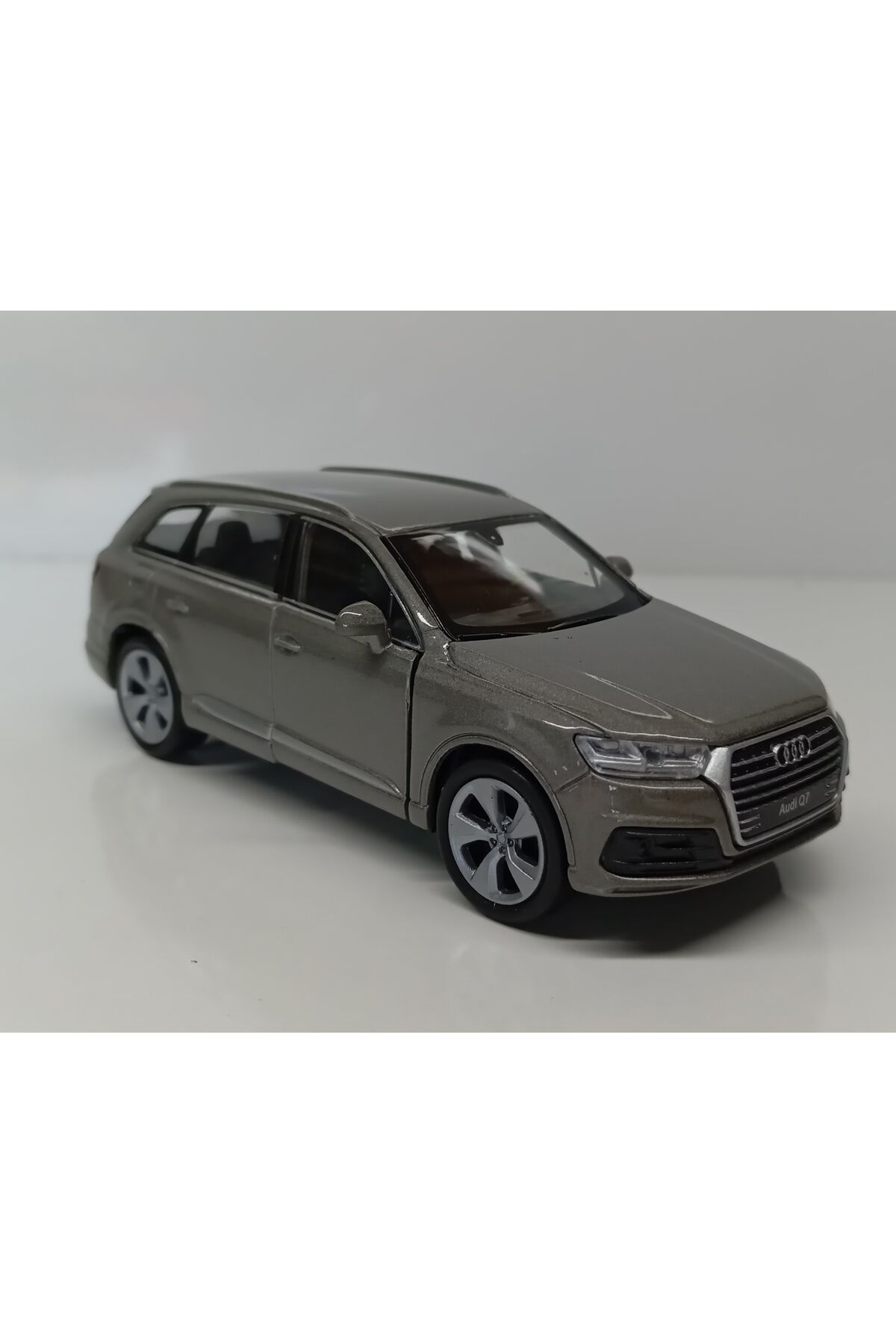 Dianomi welly 1:32 ölçek AUDİ Q7 ÇEK-BIRAK