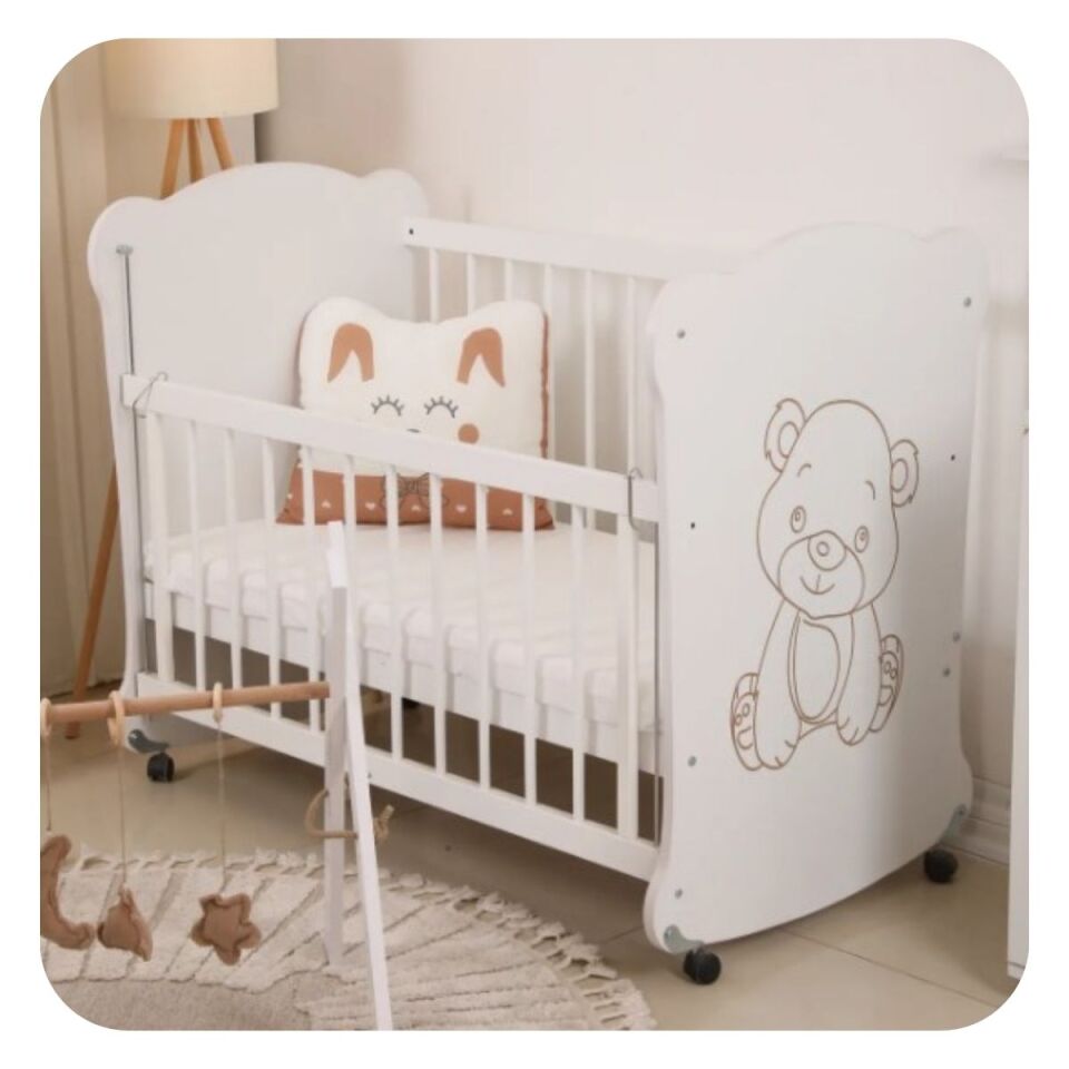 SweetBear Mdf Anne Yani  Bebek Beşik Yatak ve Yastık Dahil Tekerlekli Ve Sallanır 50x90cm Swt-01