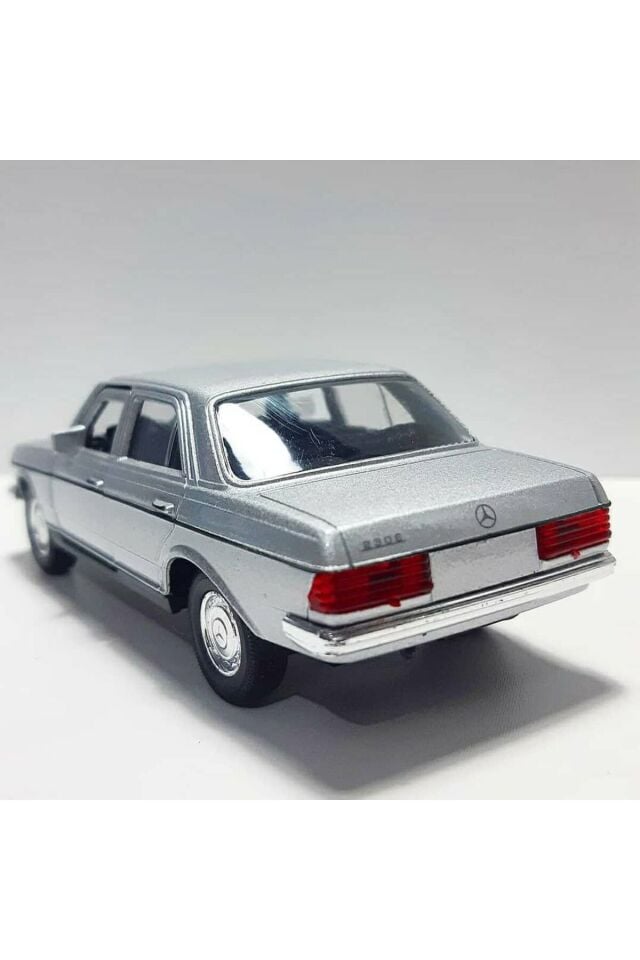 1.36 ÖLÇEK WELLY MARKA LİSANSLI MERCEDES BENZ W123