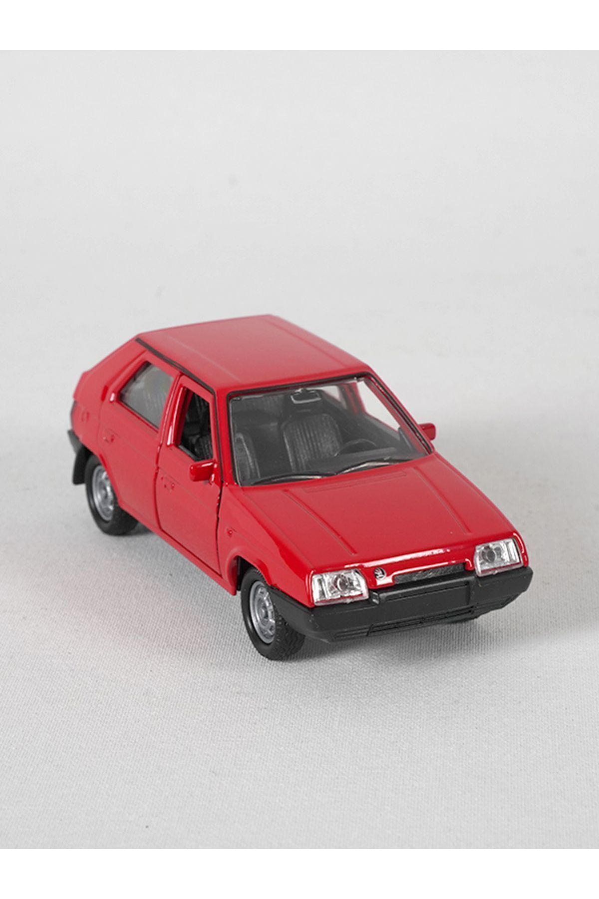 Lisanslı Skoda Favorit Çek Bırak Model Metal Araba