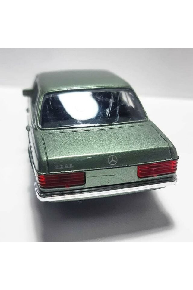 Mercedes W123 METAL ARABA PLAKASIZ YEŞİL