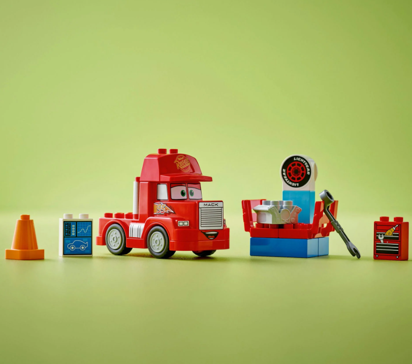 Lego Duplo Mack Yarışta 10417