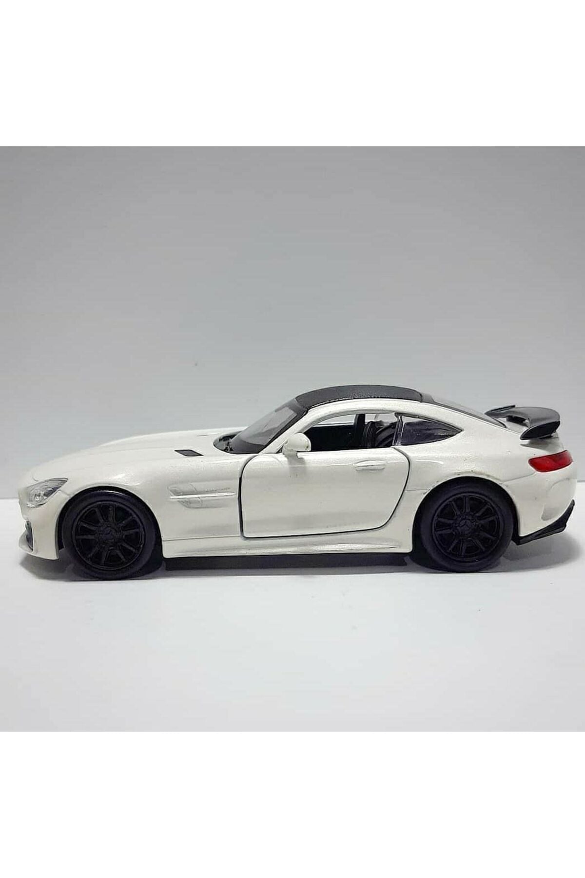 MERCEDES GTR METAL ARABA BEYAZ II