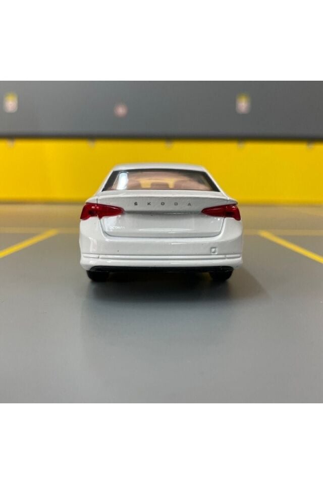 Skoda Octavia 1/36 Ölçek Diecast Metal Model Araba