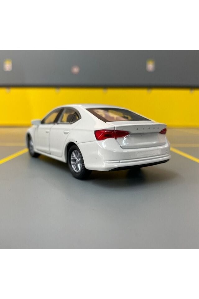 Skoda Octavia 1/36 Ölçek Diecast Metal Model Araba