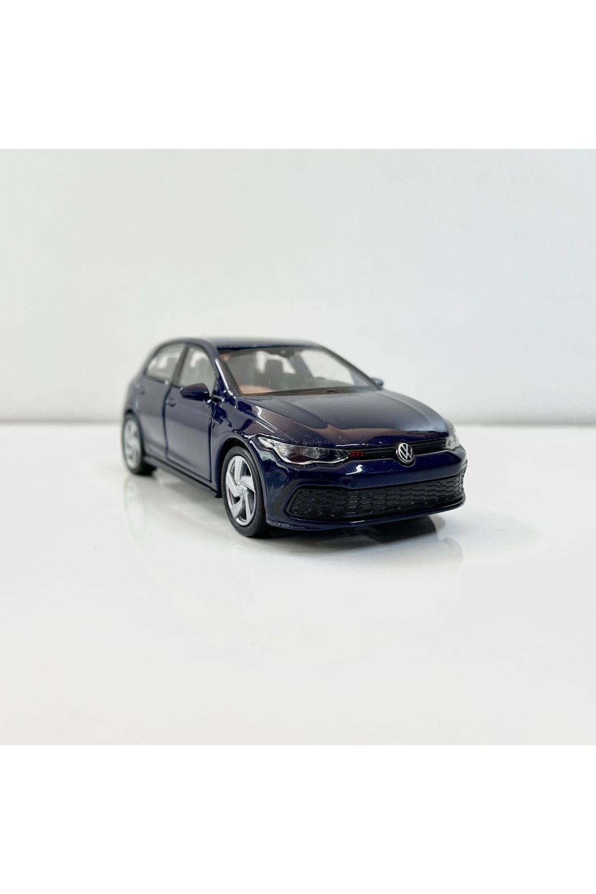 Volkswagen Golf 8 GTI 1/36 Ölçek Welly Diecast Met