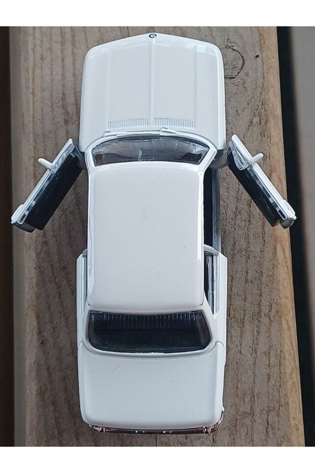 BMW 2002 Ti 1/32 ölçekli Model Otomobil Çek Bırak