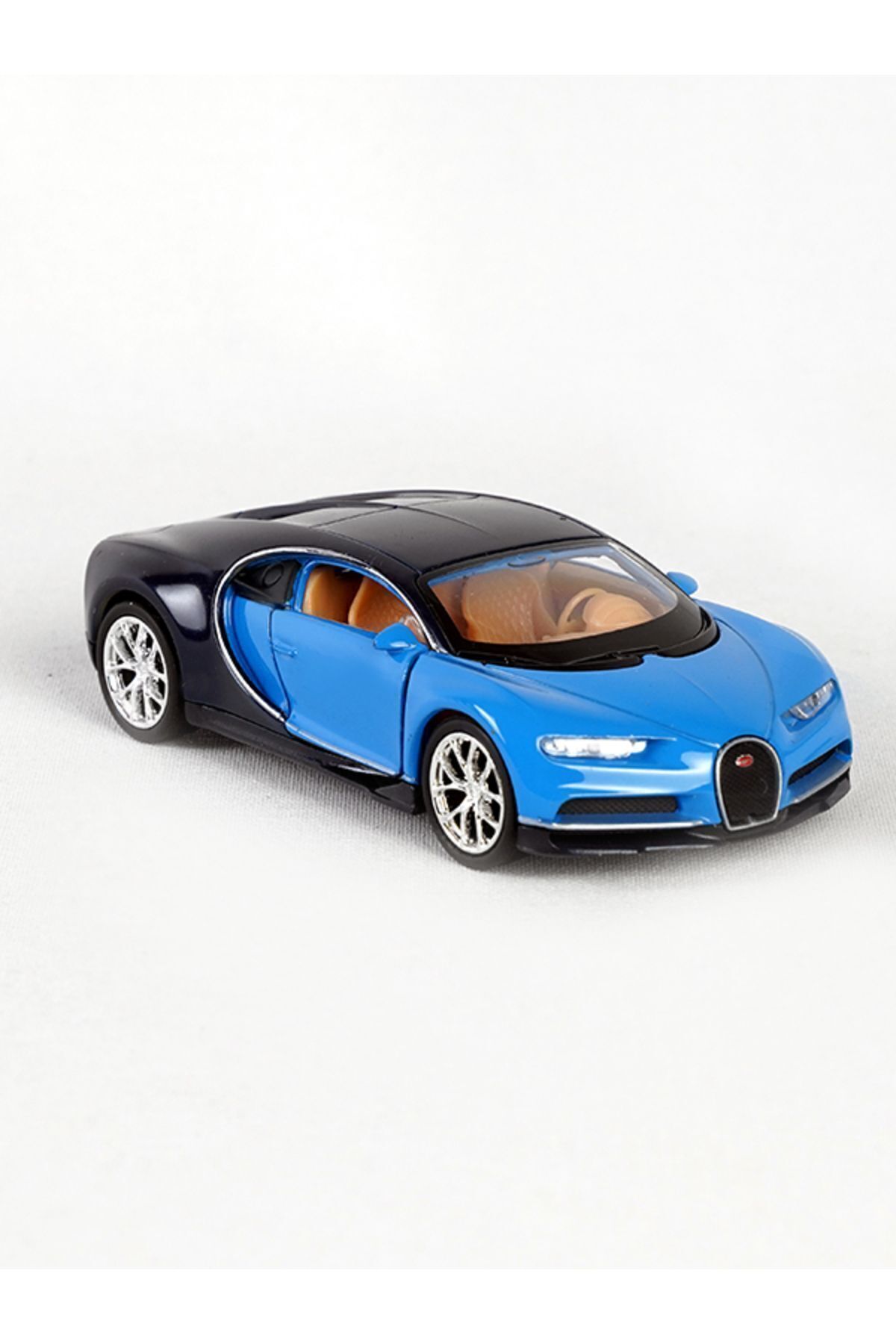 LİSANSLI BUGATTİ CHİRON METAL ARABA