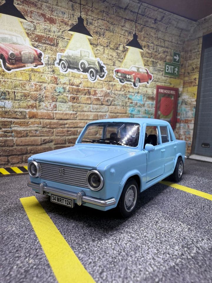 Murat 124 Metal Araba - Işıklı Ve Sesli Kişiye Özel Plakalı