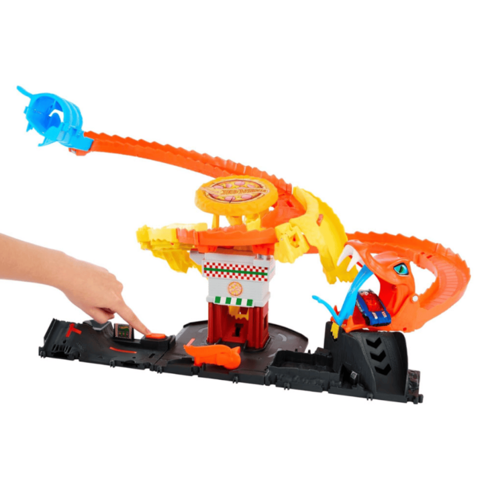 Hot Wheels Pizza Dükkanında Kobra Macera Seti