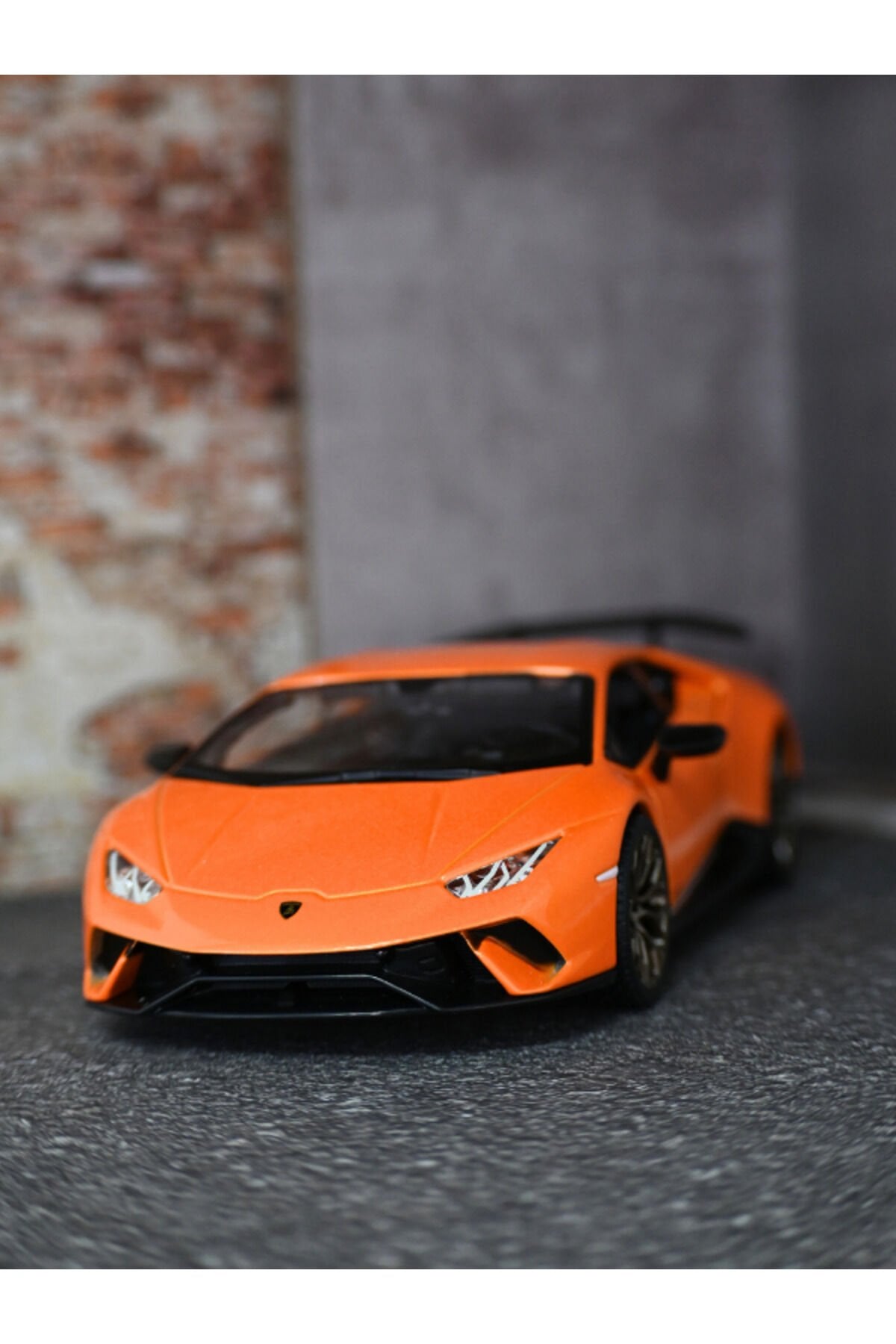 Lamborghini Huracan Performante 1:24 Metal Model Araç