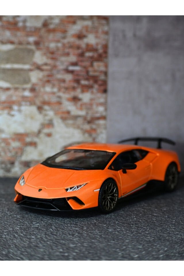 Lamborghini Huracan Performante 1:24 Metal Model Araç