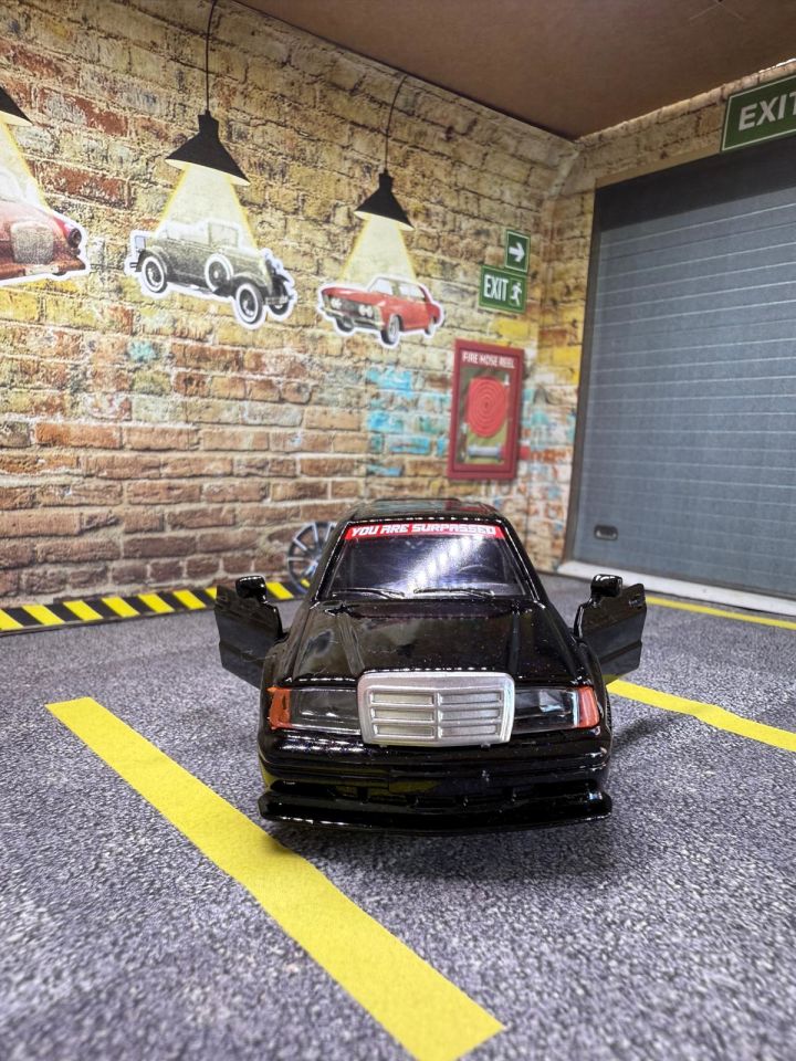 Mercedes w124 Kasa Metal Araba